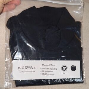 🌙 B99 - Northern Reflections Mockneck Dickie